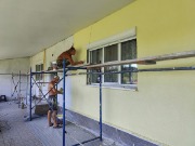 Приступили к финишной отделке - наносим декоративную штукатурку