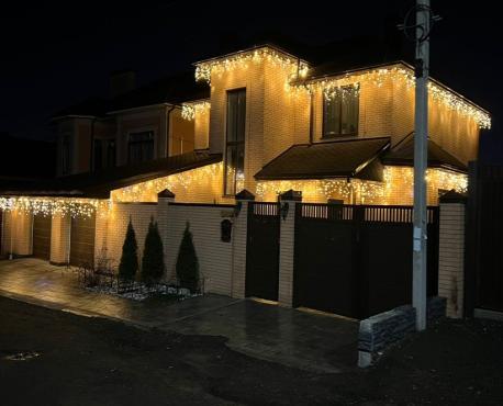 Четыре года волшебства: Дом снова сияет!