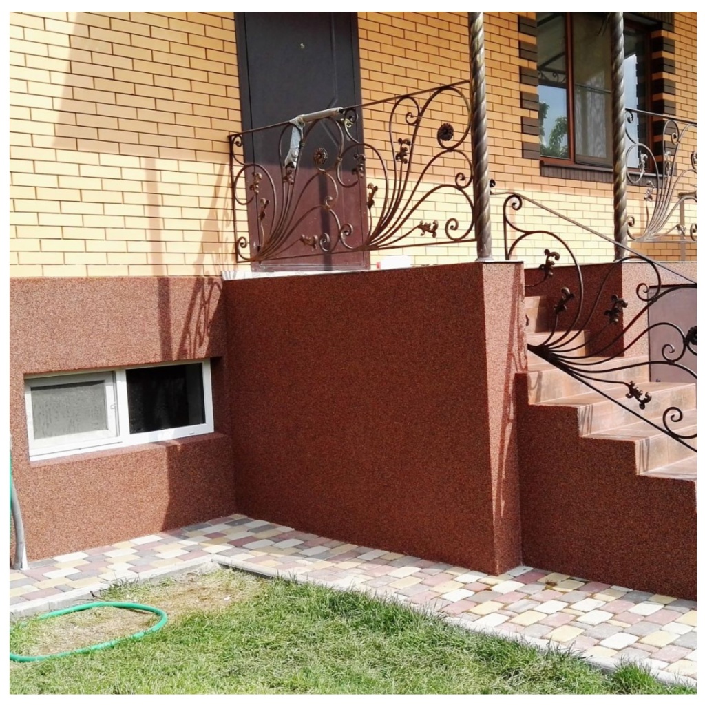 Нужен ли цокольный этаж в частном доме?