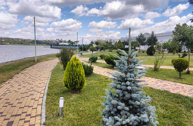 Украшаем береговую линию гирляндами Belt-Light