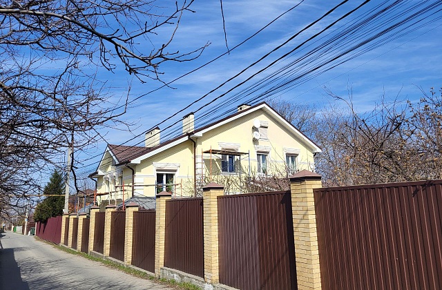 Покраска фасада частного дома – Ростов-на-Дону